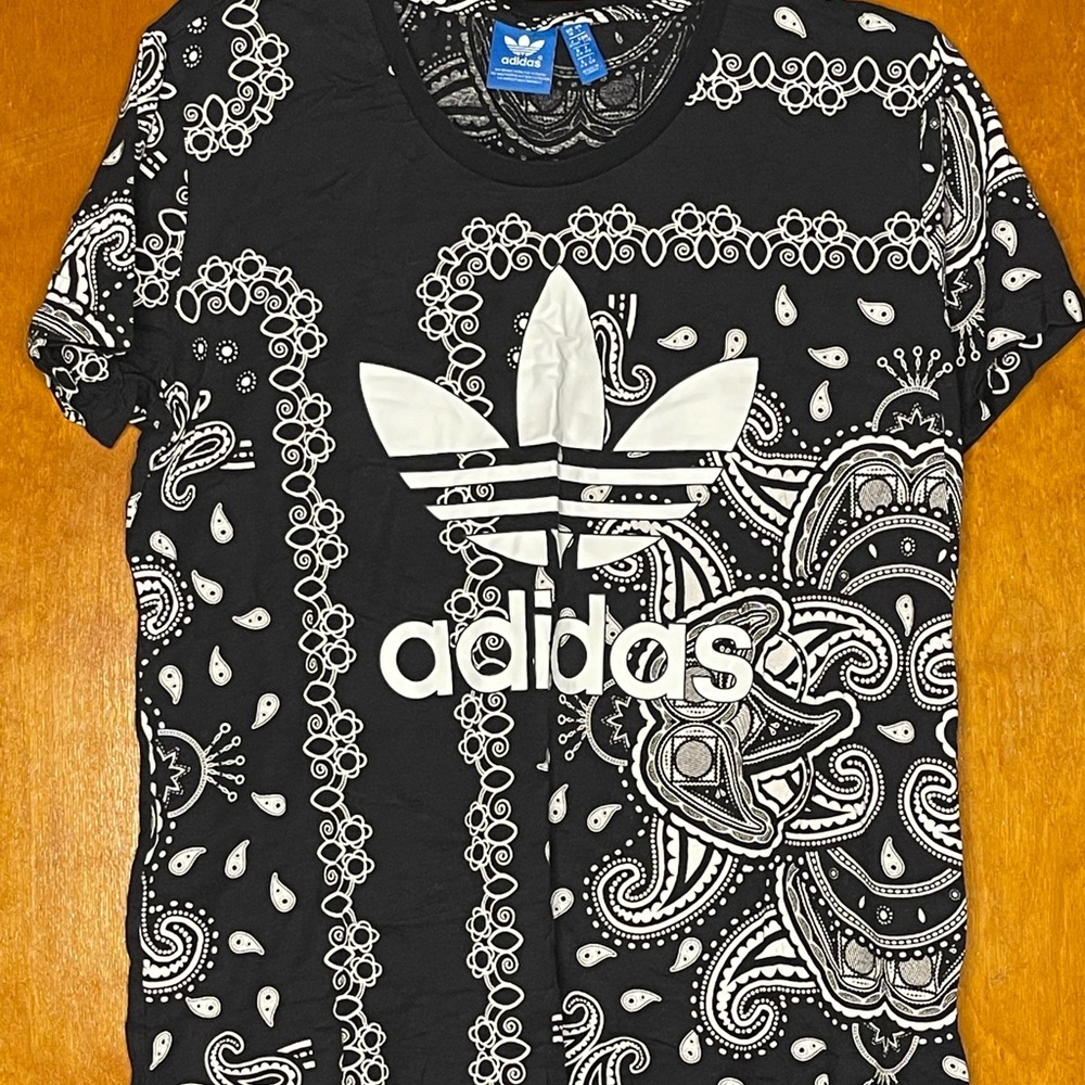 Adidas Paisley Print T-shirt